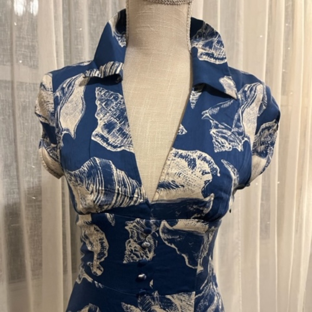 Urban Outfitters Seashell Dress Navy/White Size S. NWOT